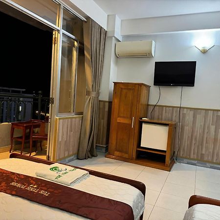 Tue Tinh Hotel Nha Trang Exterior foto