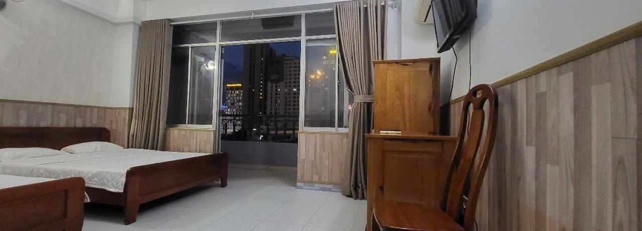 Tue Tinh Hotel Nha Trang Exterior foto