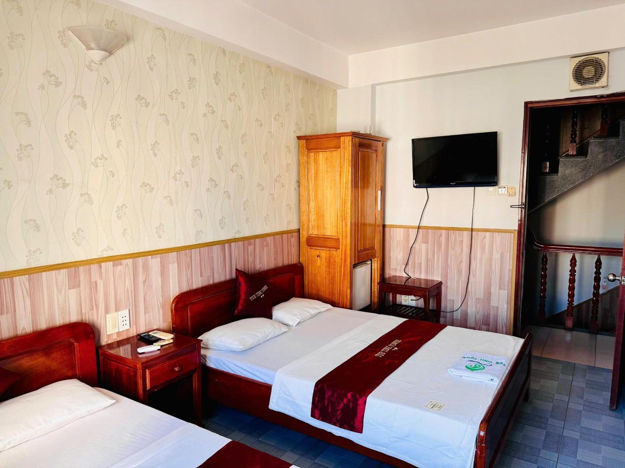 Tue Tinh Hotel Nha Trang Exterior foto